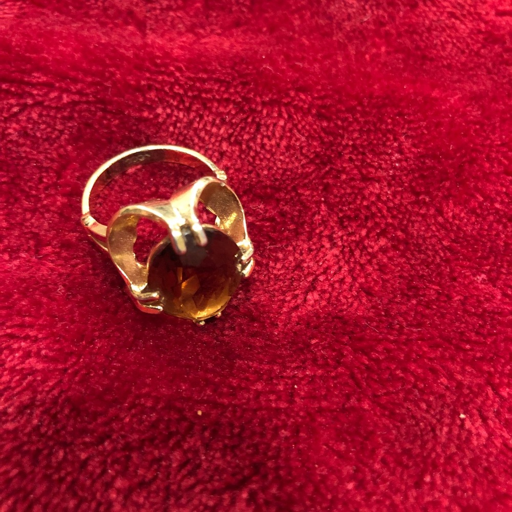 Costume ring vintage